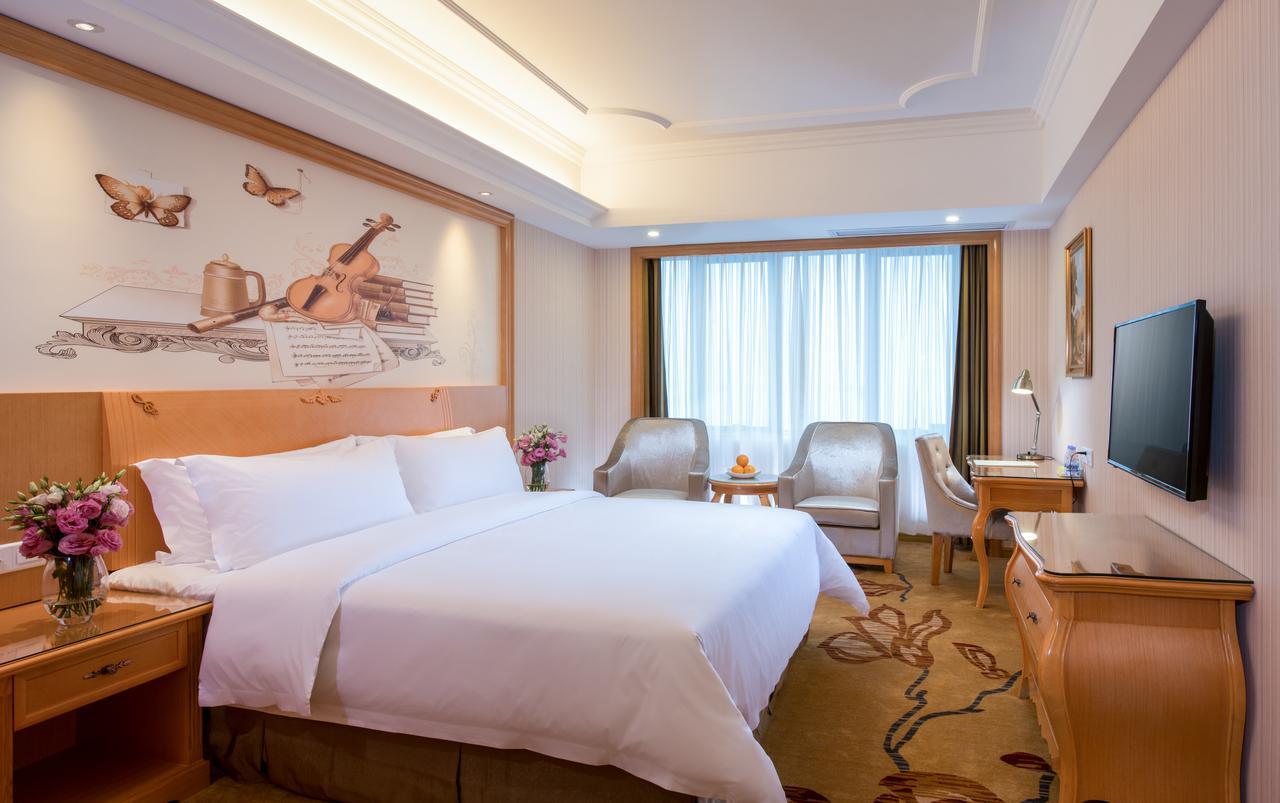 Vienna 3 Expo Sanlin Hotel Shanghai